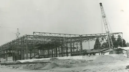 Výstavba linky v roce 1965