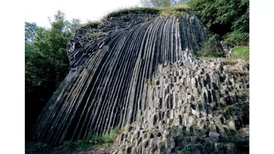 isover-hydrofilni-mineralni-vlna-ilustrace-cedic