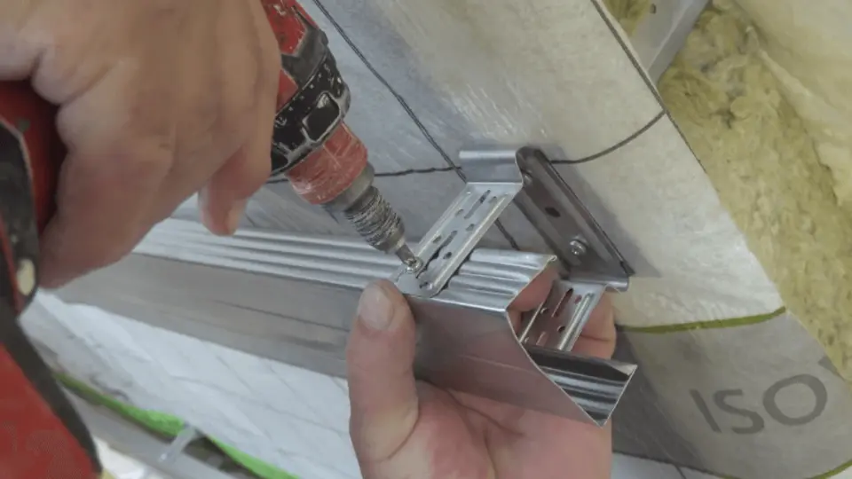 Připevnění CD profilů