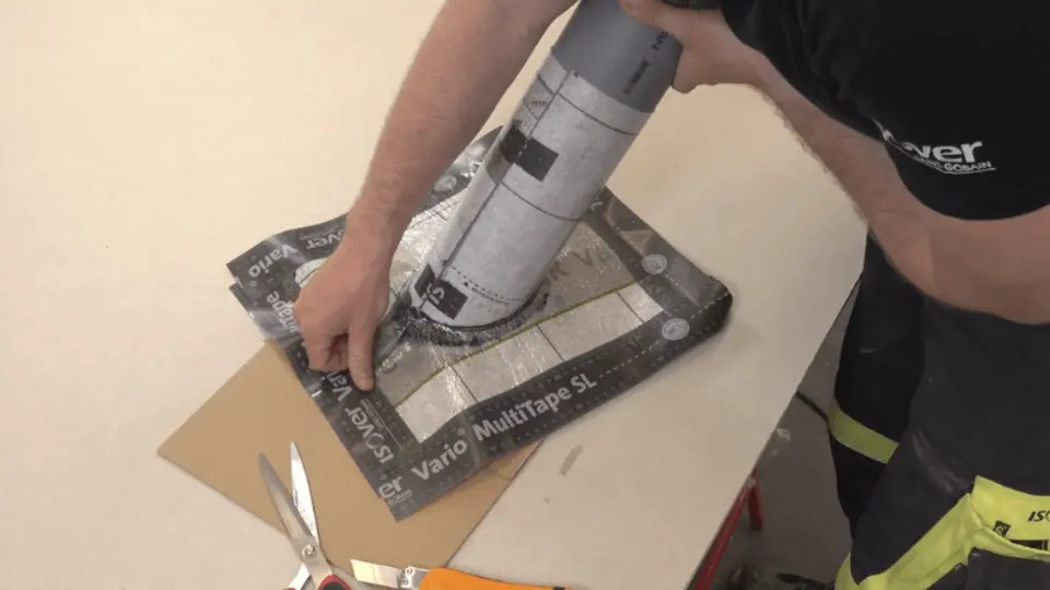 Po zatvrdnutí odlepíte potrubí od podkladu