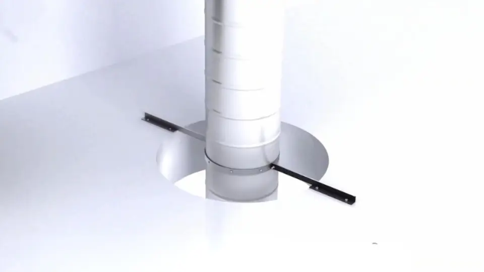 Vyztužení potrubí pomocí L-profilu na horní straně konstrukce.