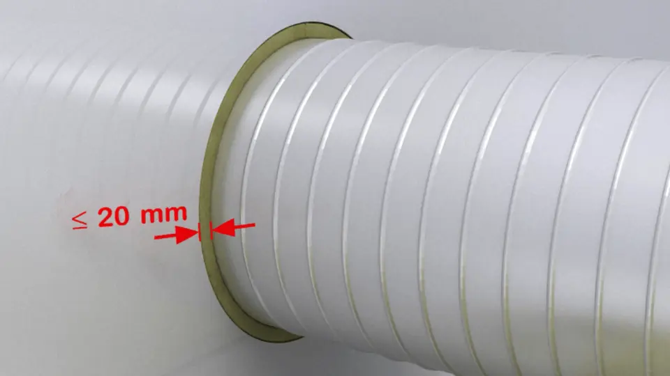 Vyplnění mezery mezi nezaizolovaným potrubím a požárně dělící konstrukcí pomocí U Protect Wired Mat